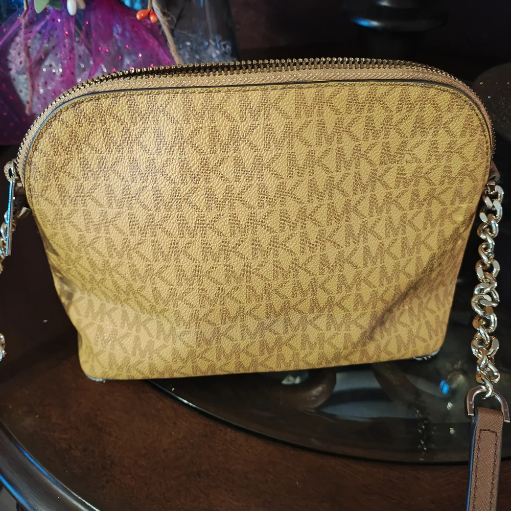 Michael Kors Tan Crossbody Bag - Picture 2 of 5